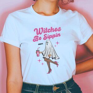 Funny Ghost Halloween Graphic Tee Spooky Season Vintage Retro Style T-Shirt